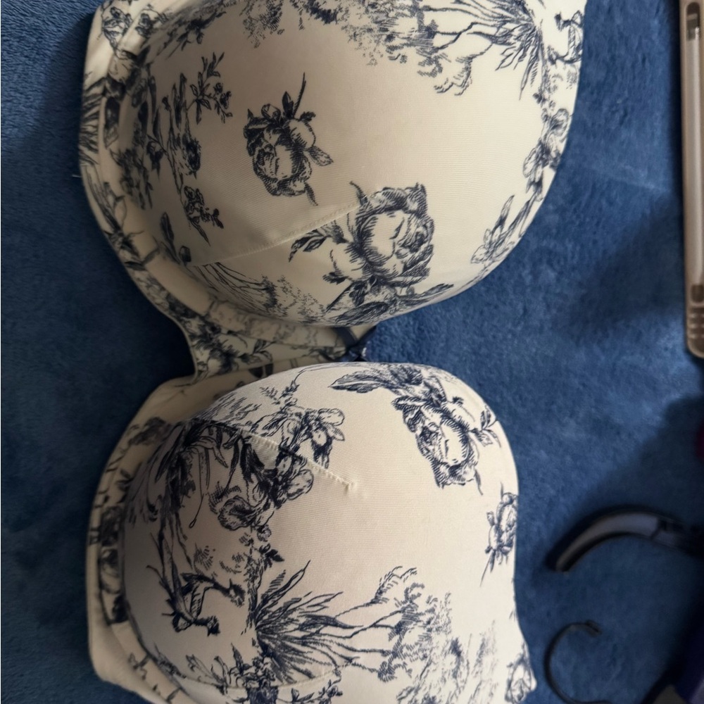 Boost balconette bra